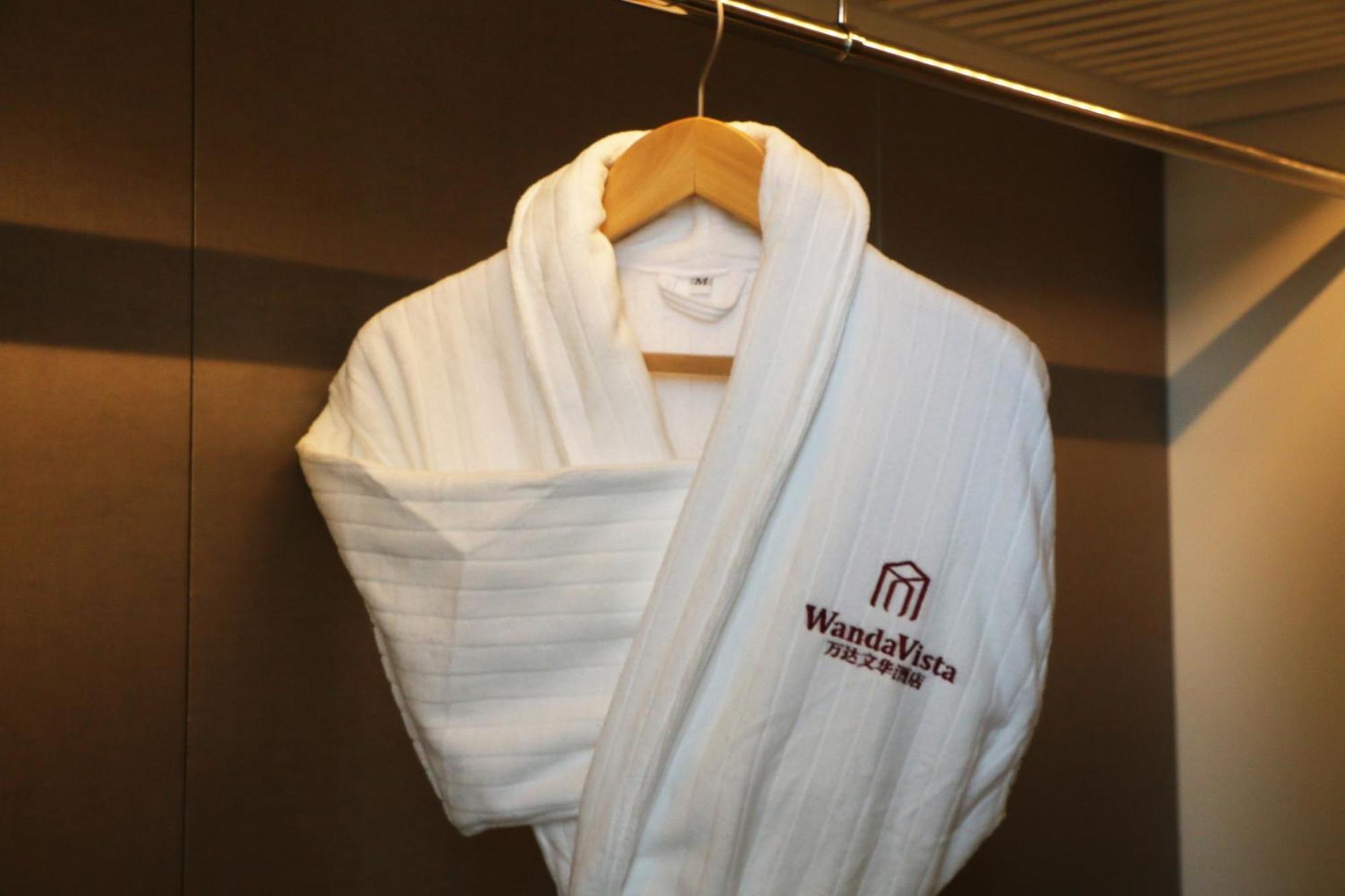 Wanda Vista Hohhot Hotel Exterior photo